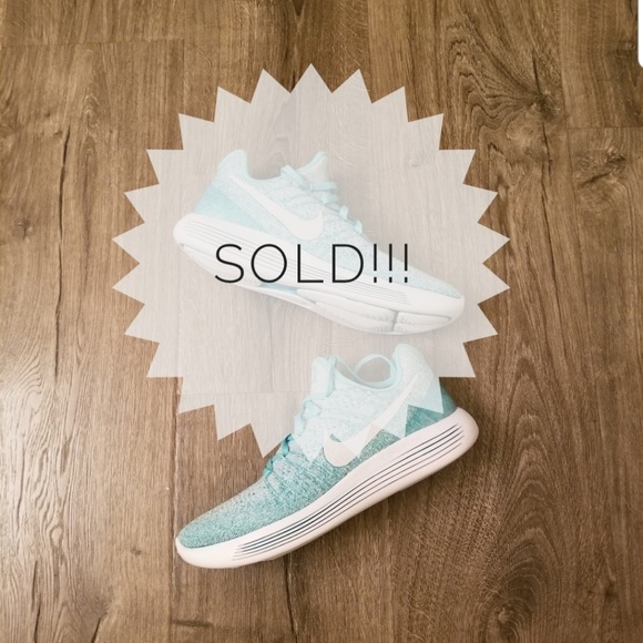 Nike Shoes - Nike lunar epic low flyknit 2